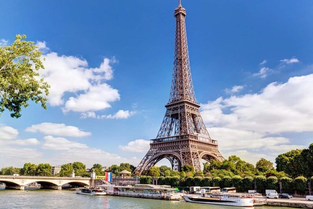 team-building-paris-tour-eiffel-trocadero-champs-de-mars