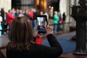 activité-urbaine-paris-lille-city-game-pour-les-entreprises-avec-tablette-ipad